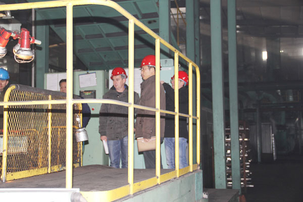 Spanish Customers Visiting Dandong Longsheng Found
